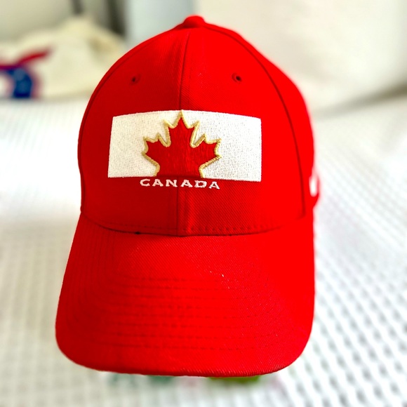 Nike Dri-Fit Hockey Canada Hat, O/S Unisex, Red - Picture 3 of 6